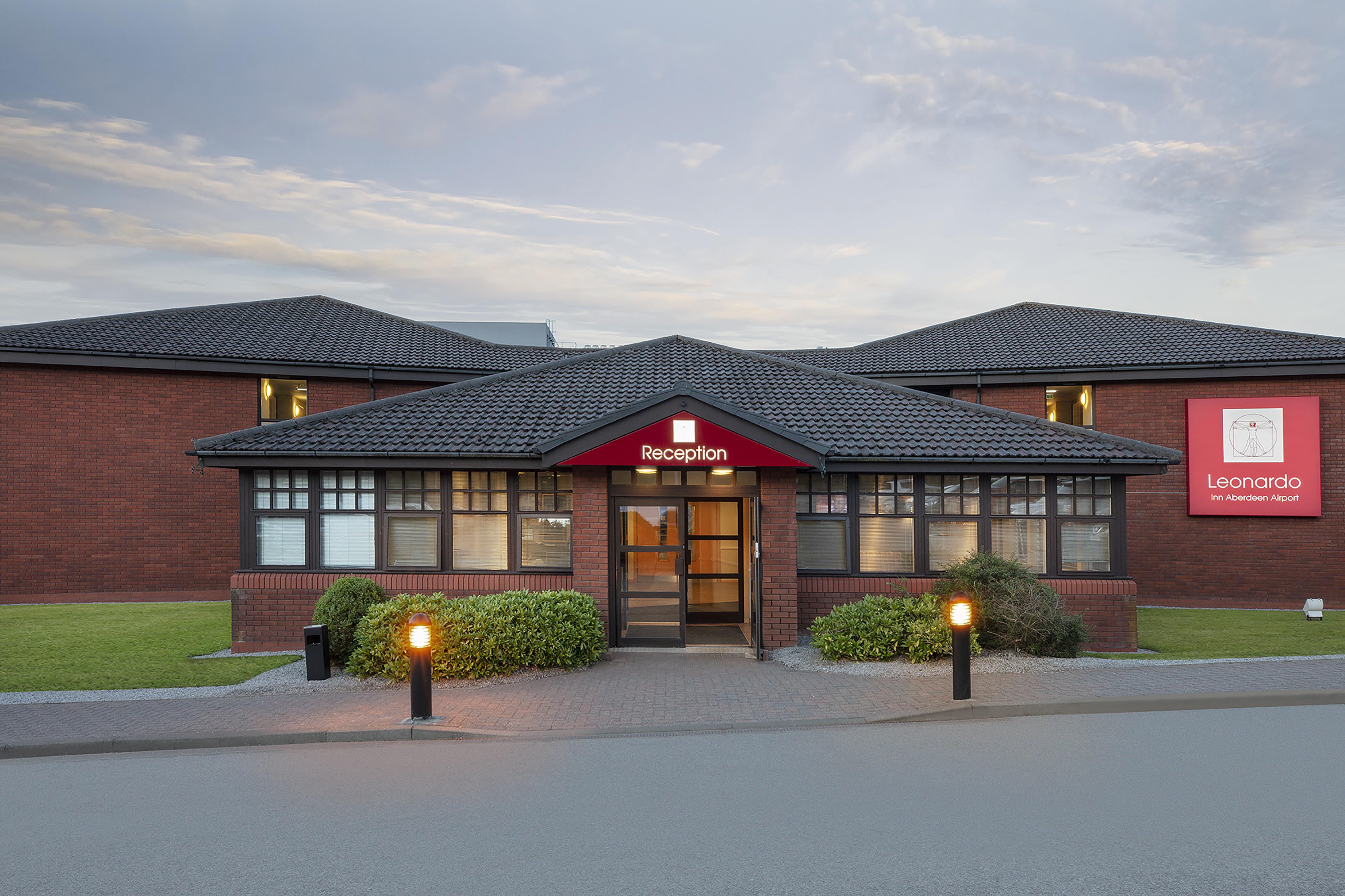 Leonardo Aberdeen Airport 3*