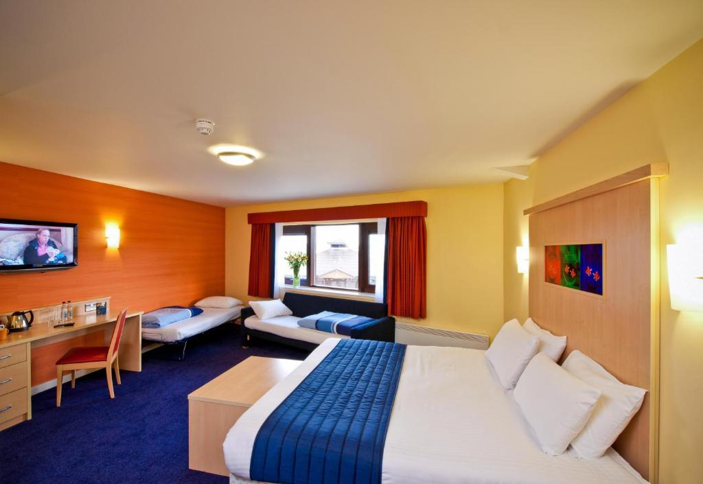 Hotel Leonardo Aberdeen Airport 3*
